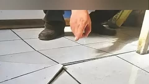 瓷砖空鼓补救措施有哪些(瓷砖空鼓最佳补救方法 建材) 瓷砖空鼓补救措施有哪些(瓷砖空鼓最佳补救方法 建材)